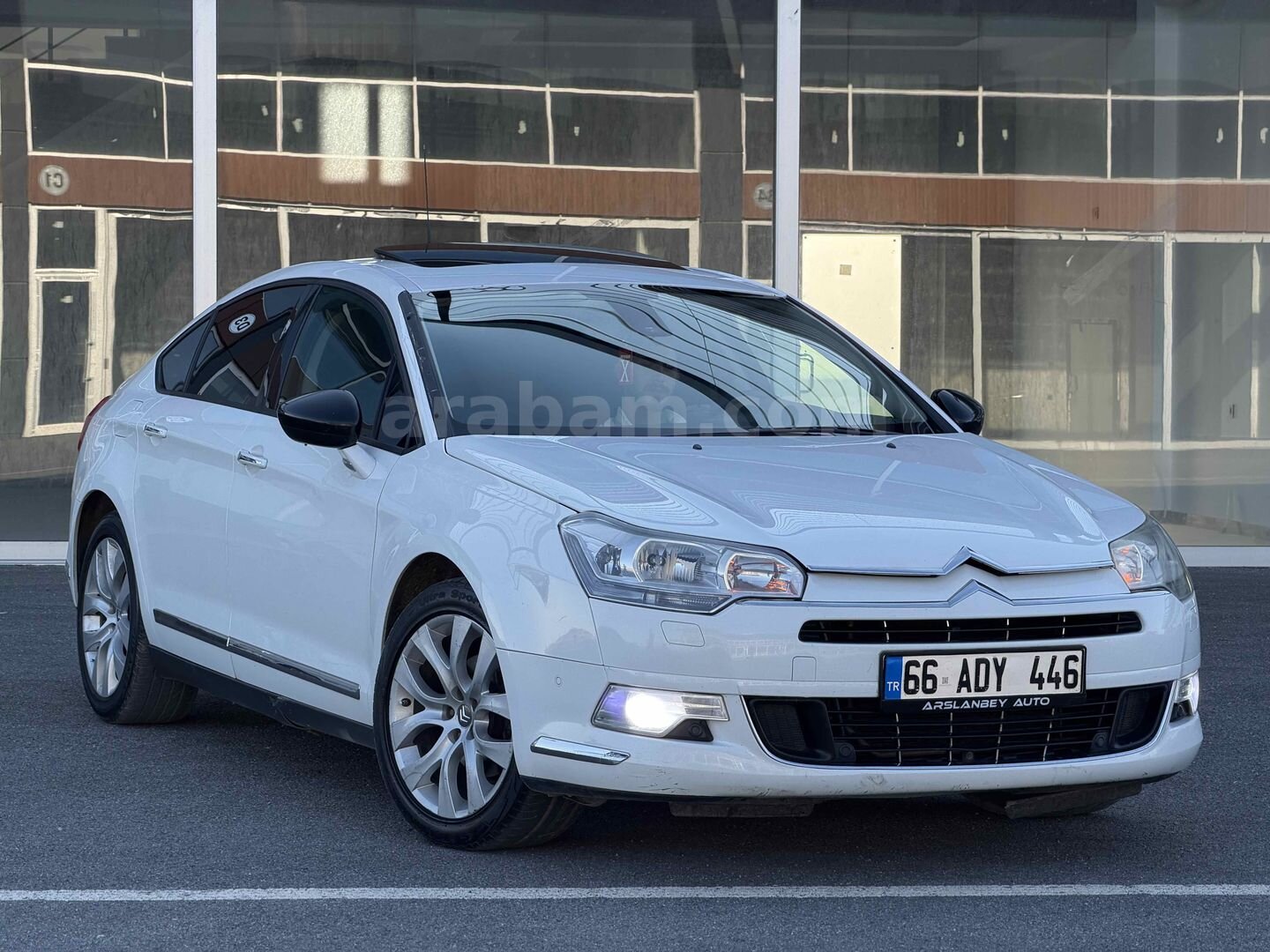 Sahibinden Citroen C5 1.6 HDi SX PK 2011 Model Yozgat 220.000 km Beyaz 1