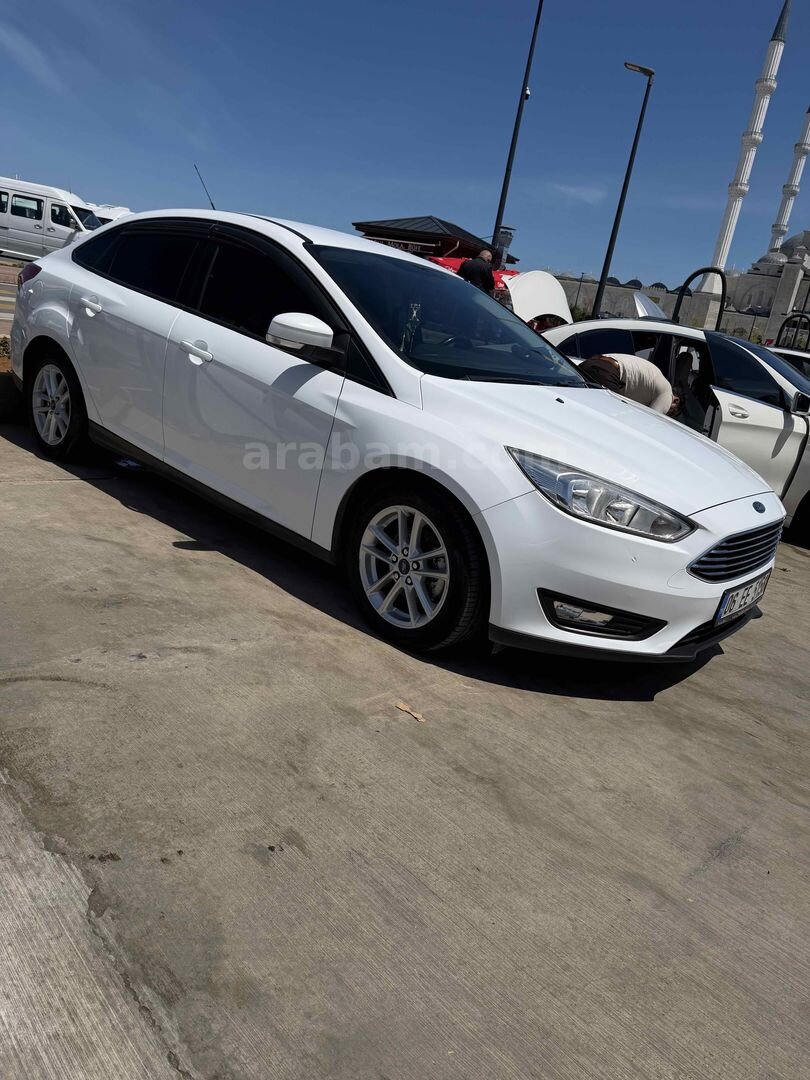 Sahibinden Ford Focus 1.6 TDCi Trend X 2016 Model Trabzon 178.000 km Beyaz 4