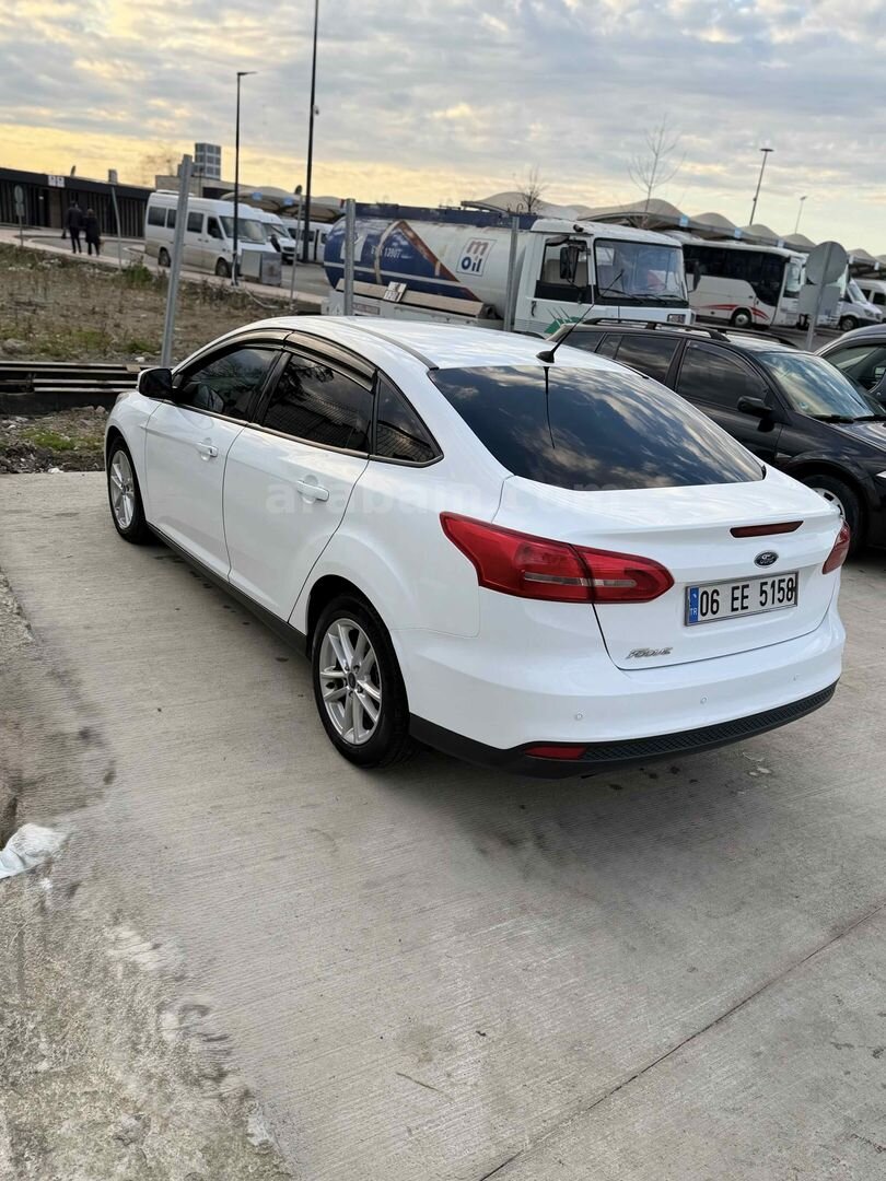 Sahibinden Ford Focus 1.6 TDCi Trend X 2016 Model Trabzon 178.000 km Beyaz 6