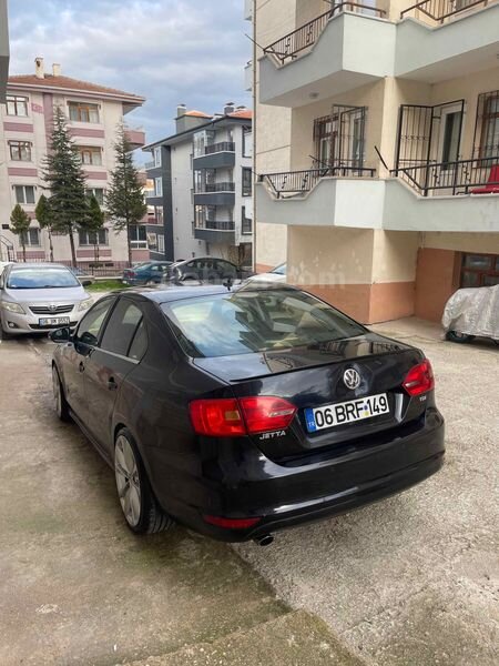 Sahibinden Volkswagen Jetta 1.6 TDi Trendline 2011 Model Ankara 280.000 km Siyah