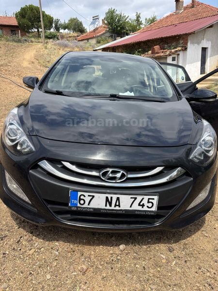 Sahibinden Hyundai i30 1.6 CRDi Elite 2012 Model Manisa 123.000 km Siyah