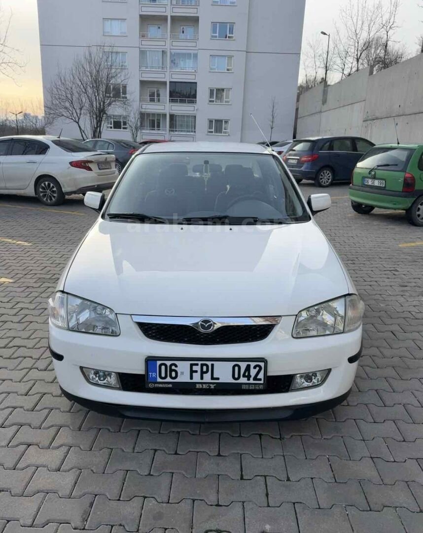 Sahibinden Mazda 323 1.5 GLX 2000 Model Ankara 178.000 km Beyaz 2