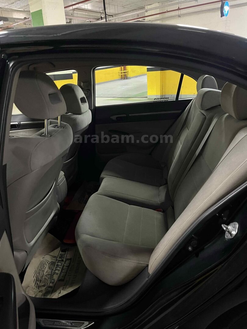 Sahibinden Honda Civic 1.6i VTEC Premium 2011 Model İstanbul 135.000 km Siyah 6