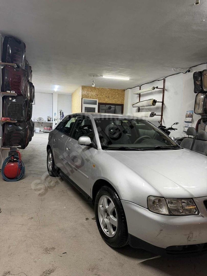 Galeriden Audi A3 Hatchback 1.6 Ambiente 2000 Model Adıyaman 261.000 km Gri 3