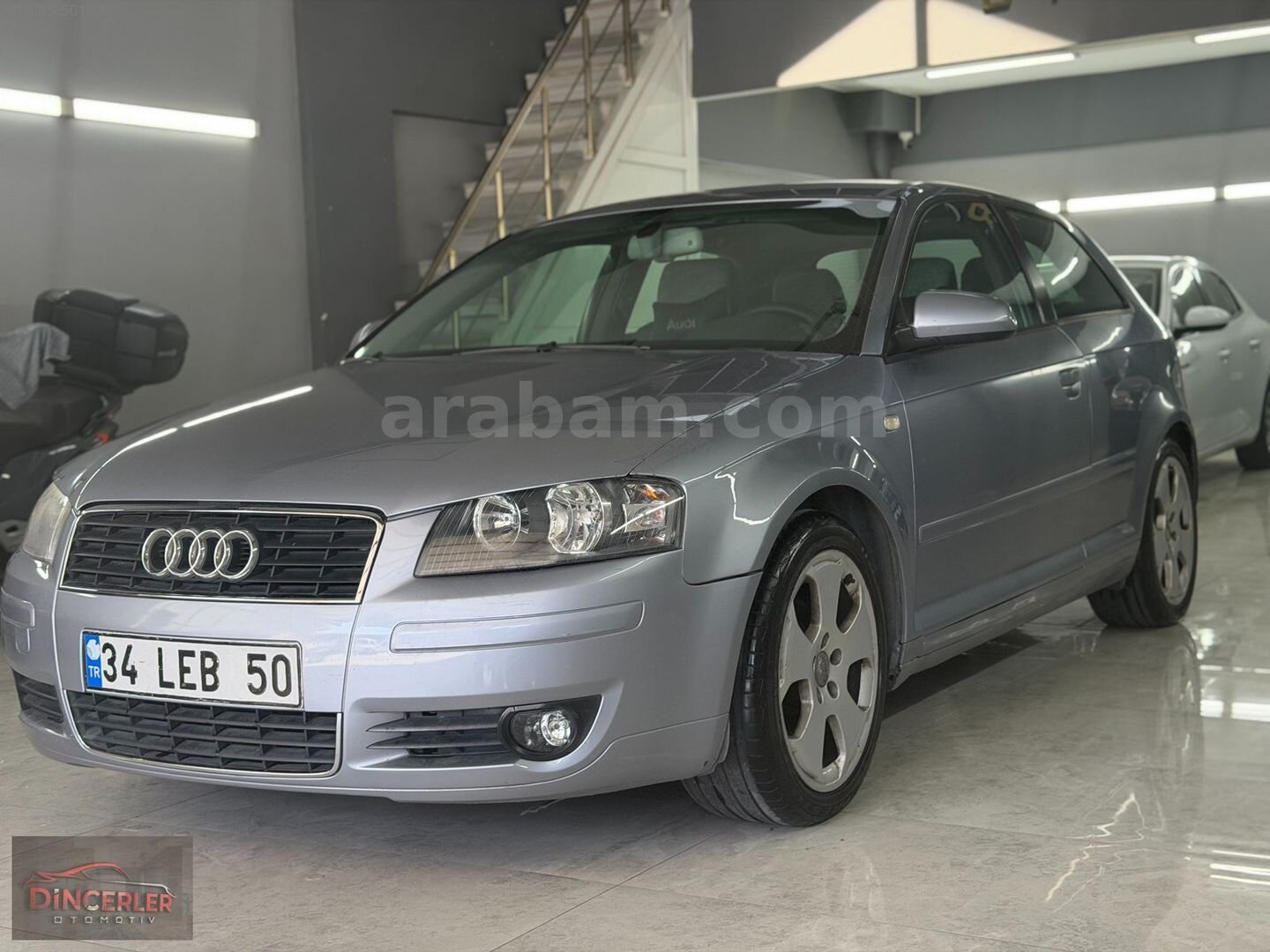 Galeriden Audi A3 Hatchback 1.6 Attraction 2005 Model İstanbul 273.000 km Gri 2