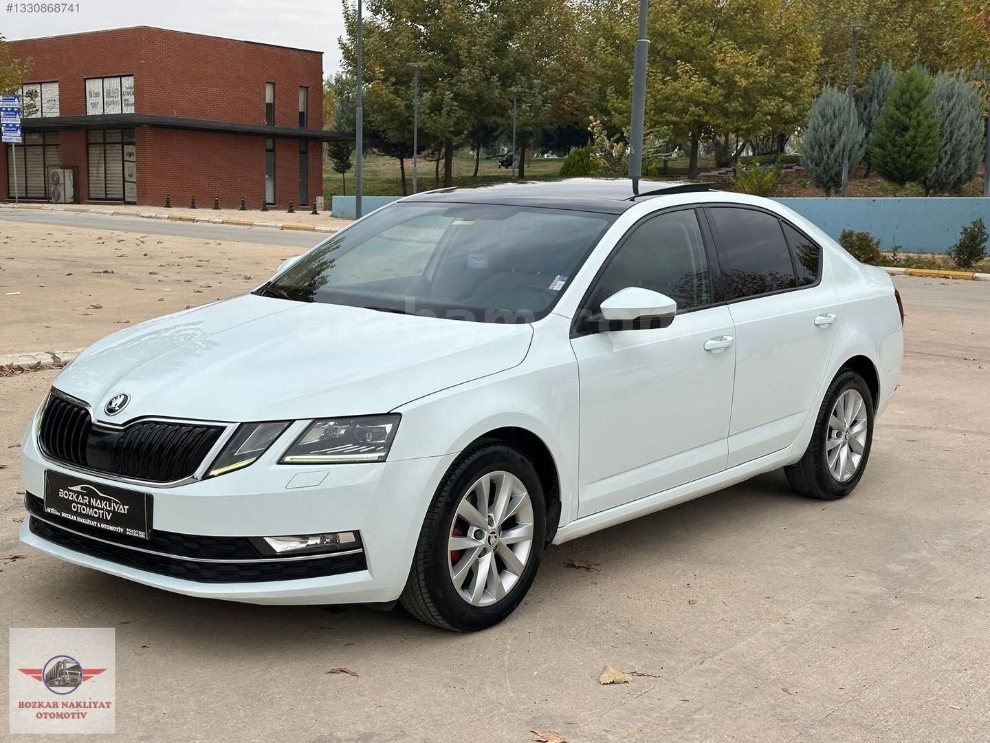Galeriden Skoda Octavia 1.6 TDI Style 2019 Model Şanlıurfa 173.000 km Beyaz 1