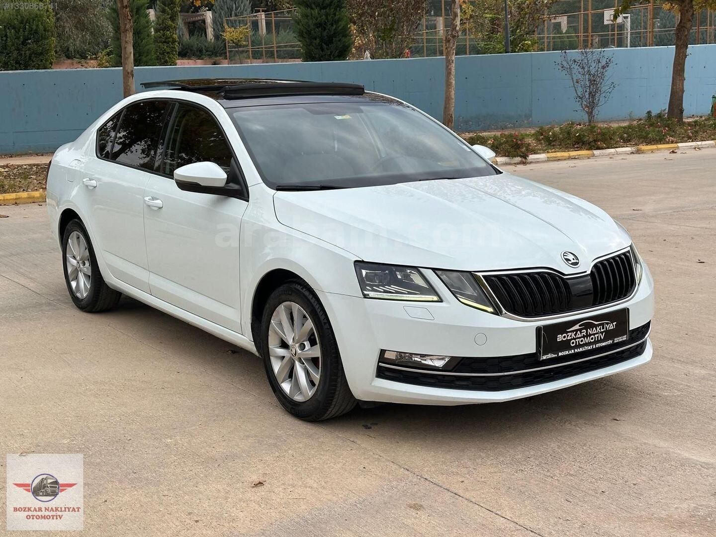 Galeriden Skoda Octavia 1.6 TDI Style 2019 Model Şanlıurfa 173.000 km Beyaz 2