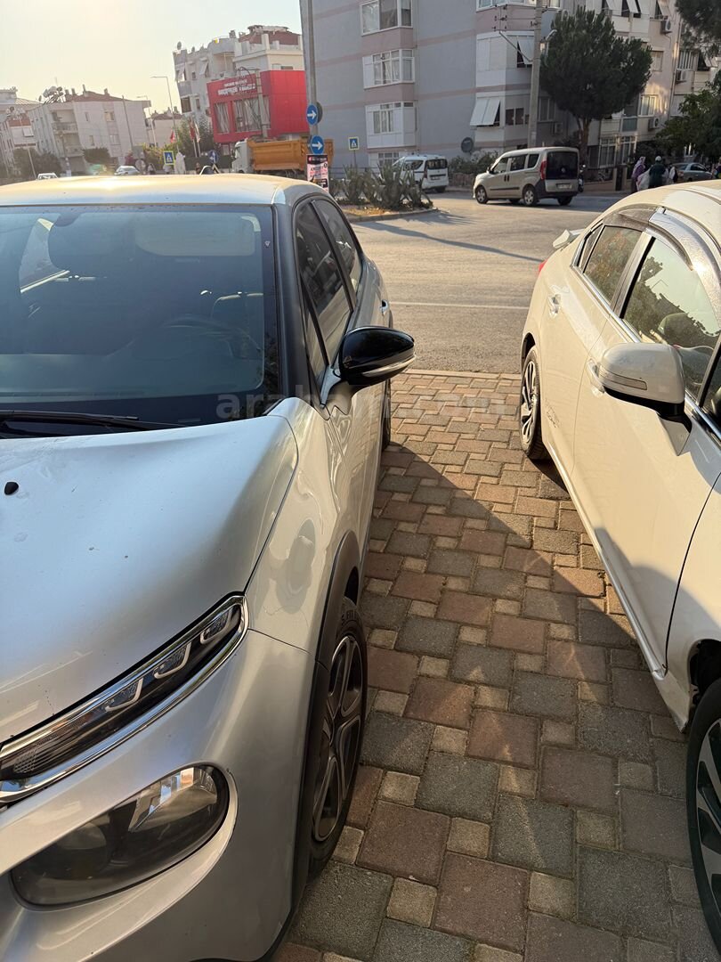 Sahibinden Citroen C3 1.6 BlueHDI Live 2017 Model İzmir 193.000 km Gri 5