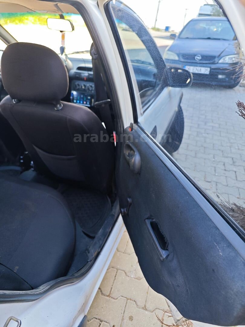 Sahibinden Opel Corsa 1.5 TD 2000 Model Tekirdağ 289.000 km Beyaz 3