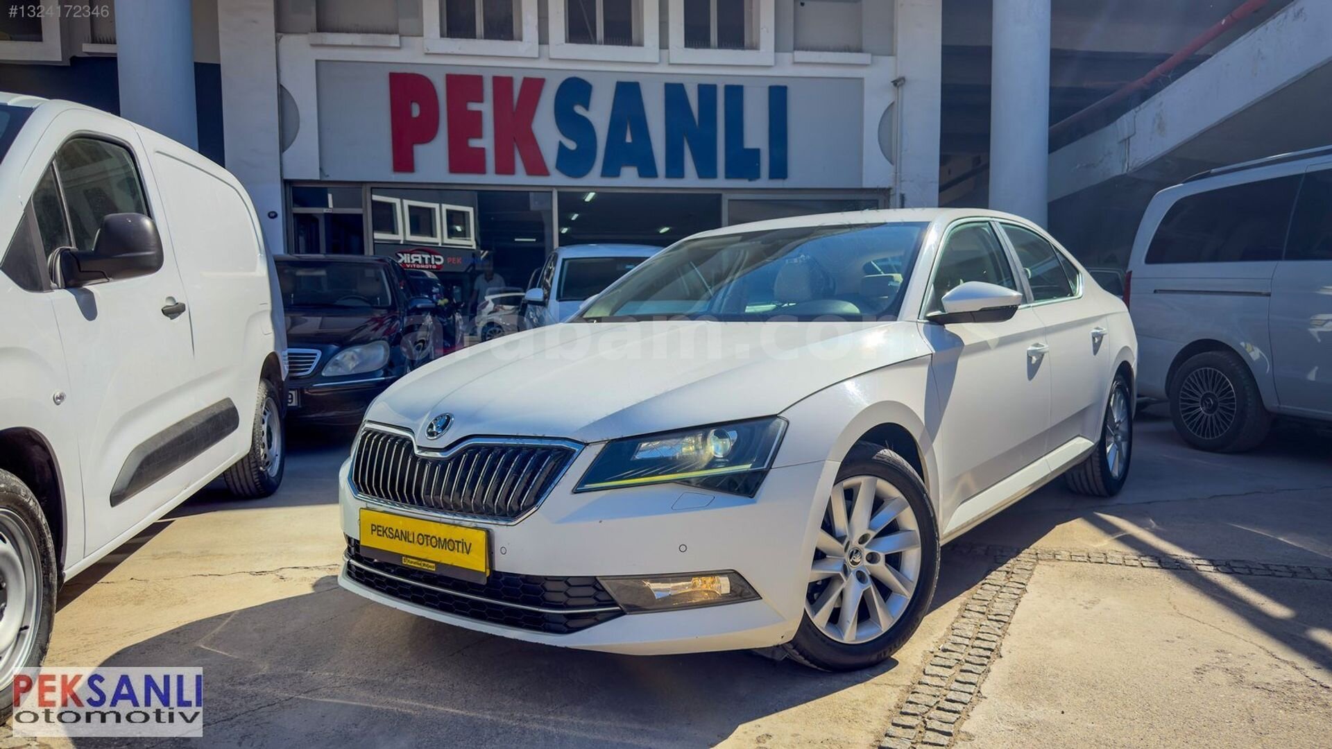 Galeriden Skoda SuperB 1.6 TDI Comfort 2017 Model İzmir 213.808 km Beyaz 4
