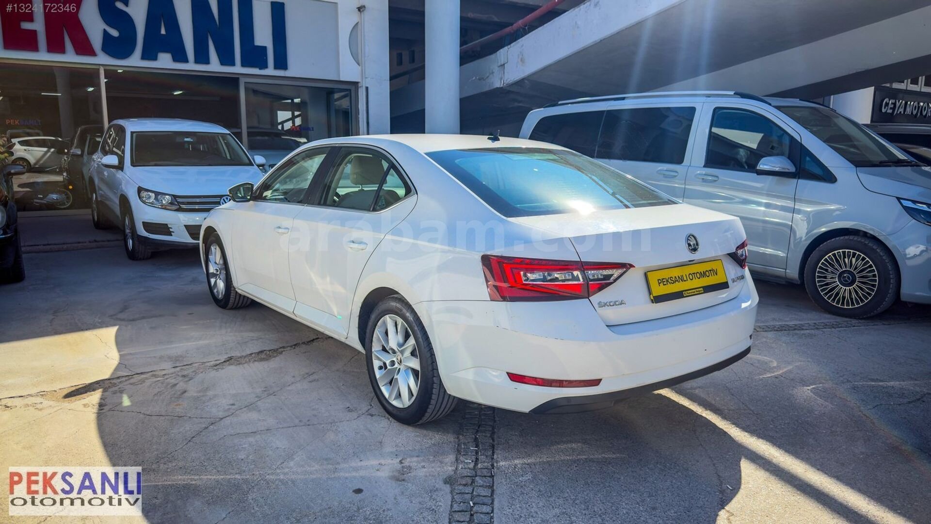 Galeriden Skoda SuperB 1.6 TDI Comfort 2017 Model İzmir 213.808 km Beyaz 6