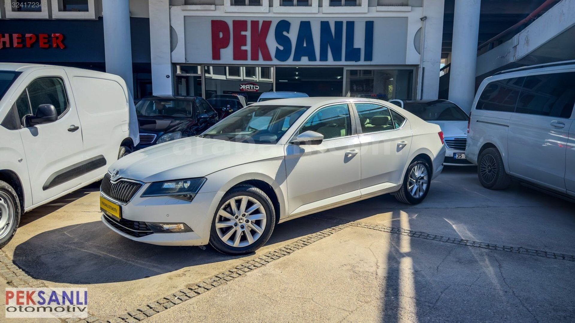 Galeriden Skoda SuperB 1.6 TDI Comfort 2017 Model İzmir 213.808 km Beyaz 5