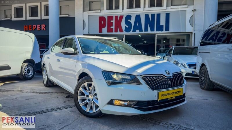 Galeriden Skoda SuperB 1.6 TDI Comfort 2017 Model İzmir 213.808 km Beyaz