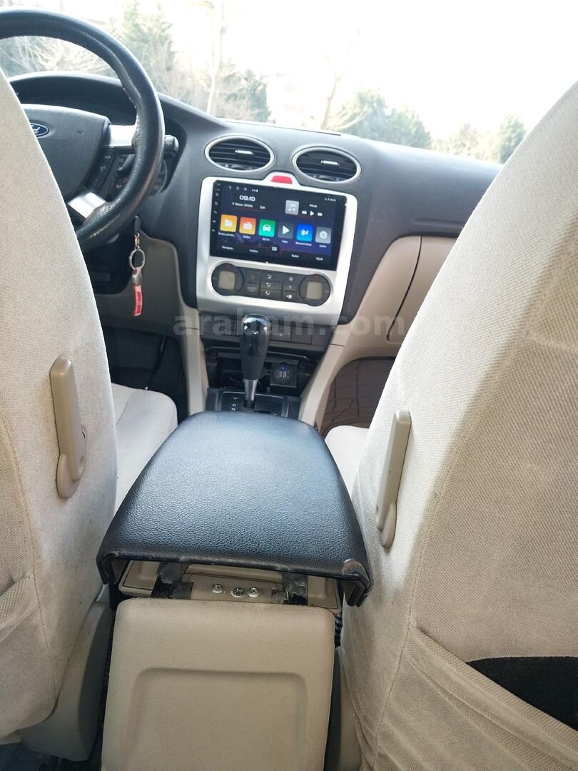 Sahibinden Ford Focus 1.6 TDCi Ghia 2006 Model İstanbul 270.000 km Füme 2