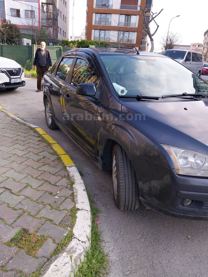 Sahibinden Ford Focus 1.6 TDCi Ghia 2006 Model İstanbul 270.000 km Füme 3