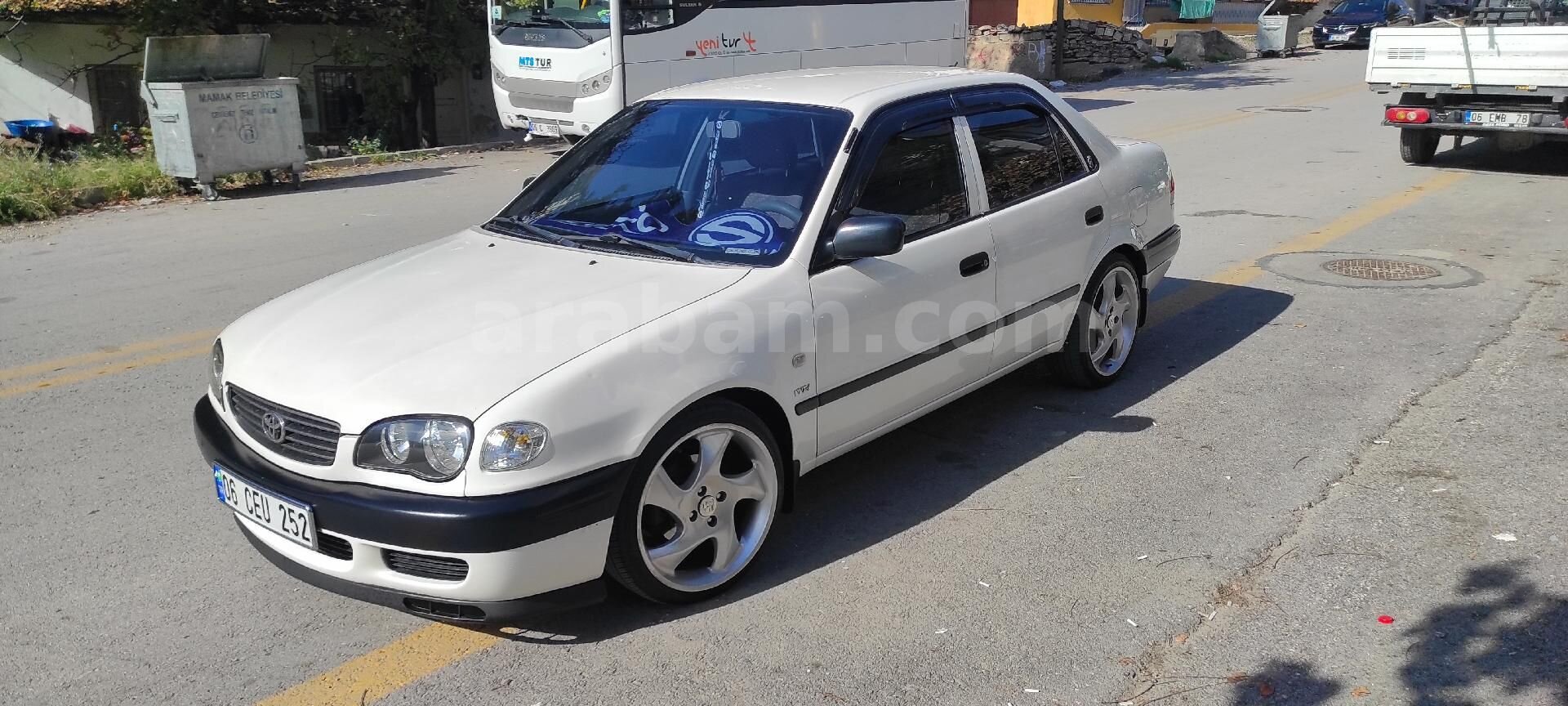 Sahibinden Toyota Corolla 1.6 Terra 2001 Model Ankara 285.000 km Beyaz 1