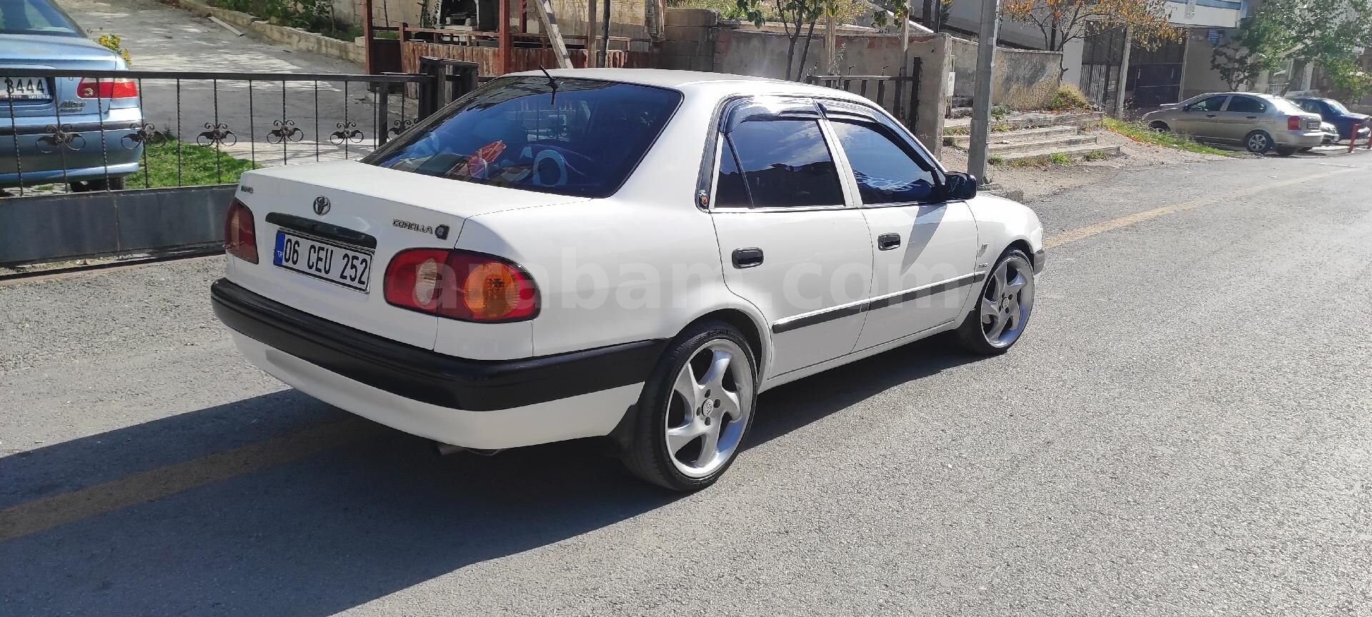 Sahibinden Toyota Corolla 1.6 Terra 2001 Model Ankara 285.000 km Beyaz 6