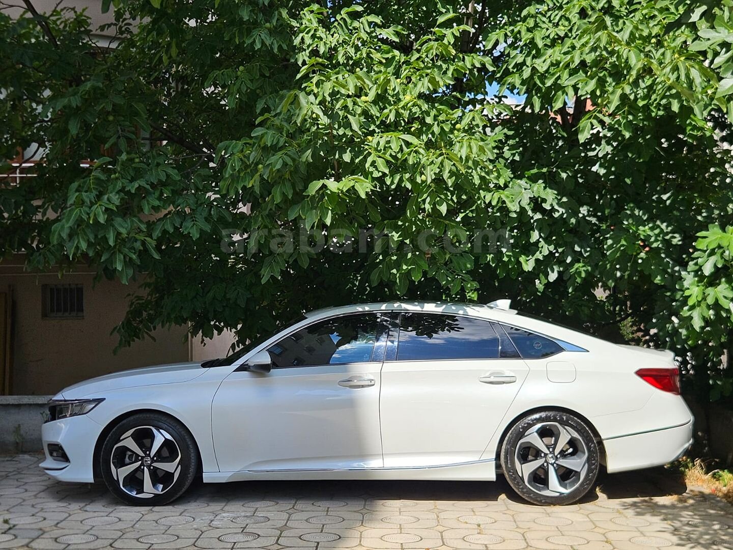 Sahibinden Honda Accord 1.5 VTEC Executive Plus 2021 Model Amasya 96.000 km Beyaz 6