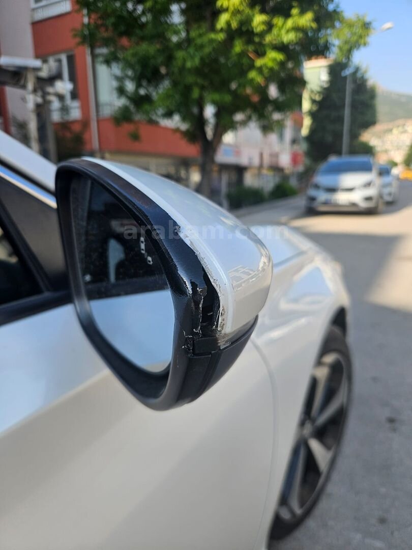 Sahibinden Honda Accord 1.5 VTEC Executive Plus 2021 Model Amasya 96.000 km Beyaz 2