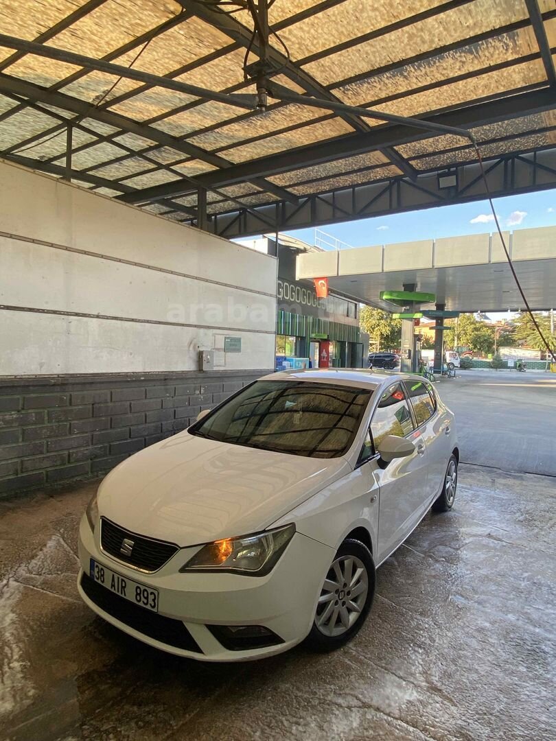 Sahibinden Seat Ibiza 1.4 Style 2015 Model Karabük 140.000 km Beyaz 5