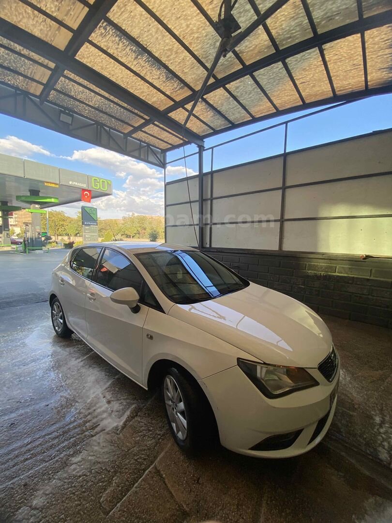 Sahibinden Seat Ibiza 1.4 Style 2015 Model Karabük 140.000 km Beyaz 6