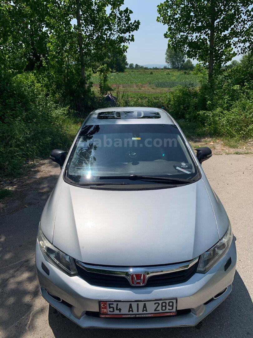 Sahibinden Honda Civic 1.6i VTEC Eco Elegance 2012 Model Sakarya 155.000 km Gri 7