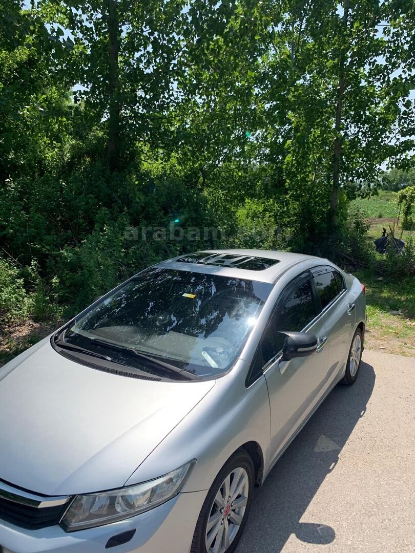 Sahibinden Honda Civic 1.6i VTEC Eco Elegance 2012 Model Sakarya 155.000 km Gri 3