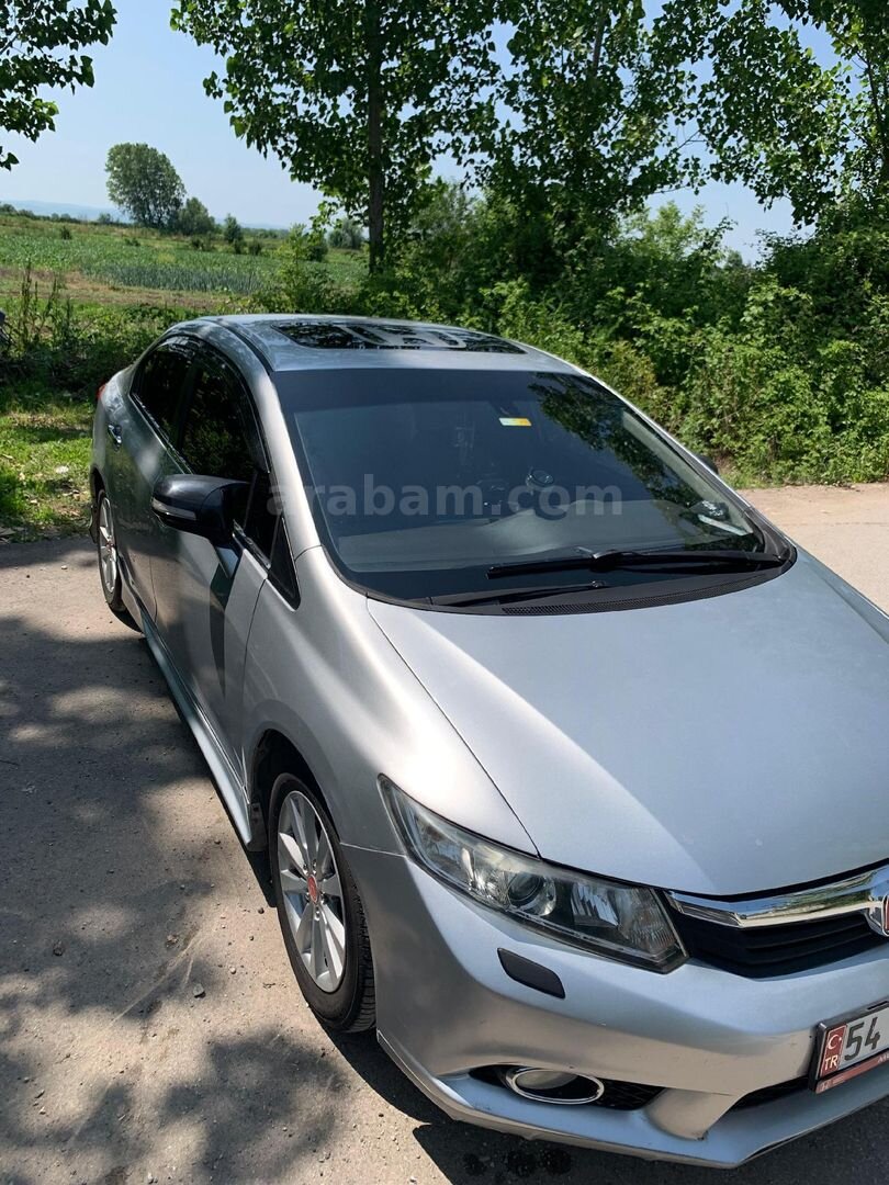 Sahibinden Honda Civic 1.6i VTEC Eco Elegance 2012 Model Sakarya 155.000 km Gri 6