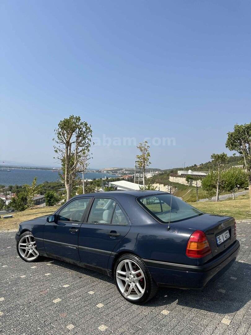 Sahibinden Mercedes - Benz C 180 Elegance 1994 Model İzmir 484.000 km Lacivert 6
