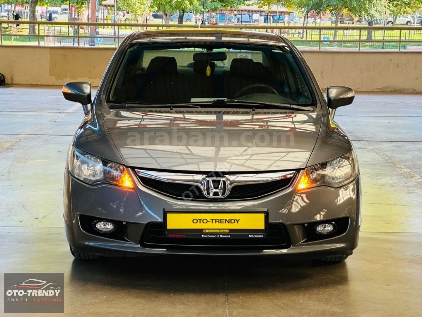 Galeriden Honda Civic 1.6i VTEC Dream 2011 Model Bursa 108.600 km Füme 3
