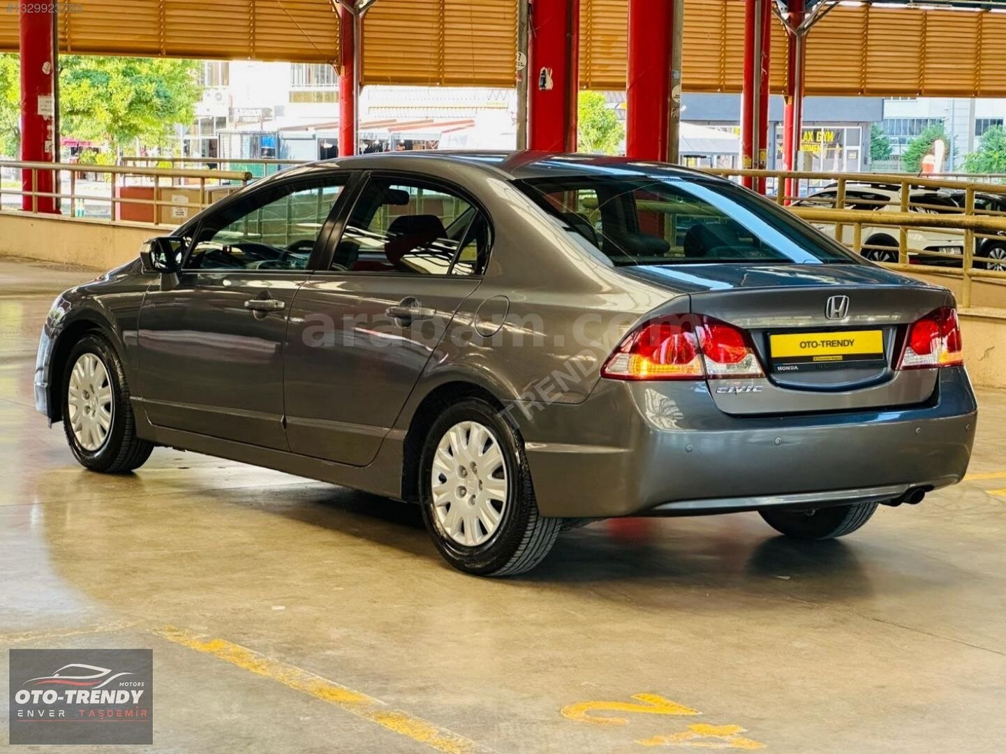 Galeriden Honda Civic 1.6i VTEC Dream 2011 Model Bursa 108.600 km Füme 5