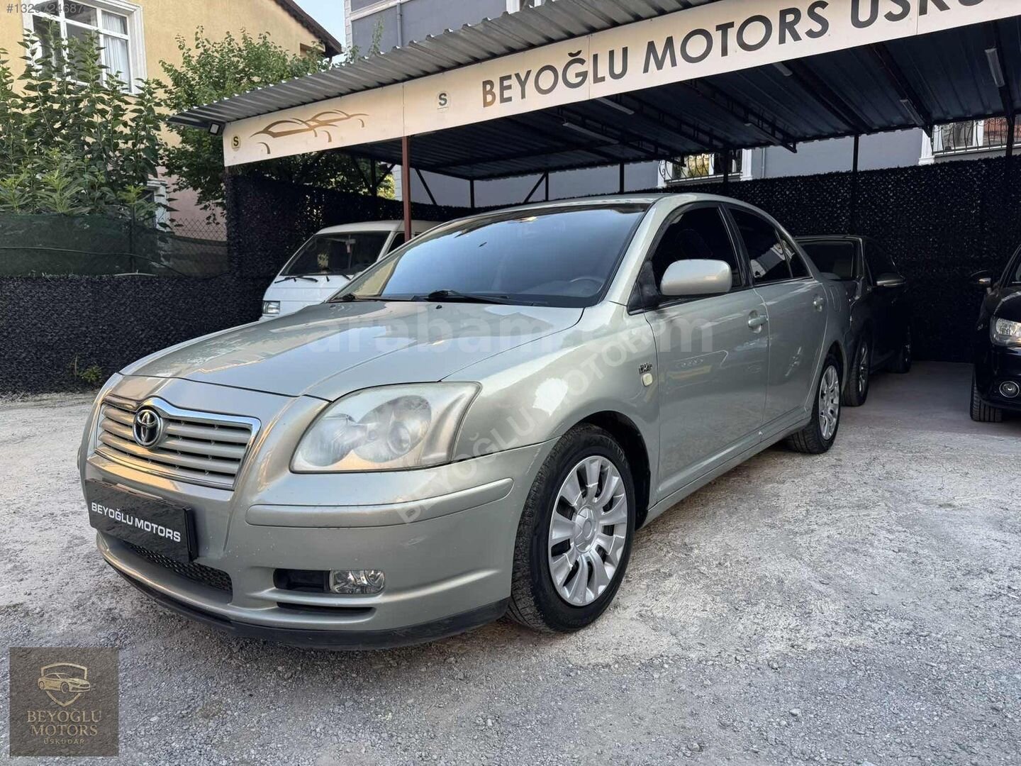 Galeriden Toyota Avensis 2.0 D-4D Premium 2004 Model İstanbul 216.000 km Şampanya 1