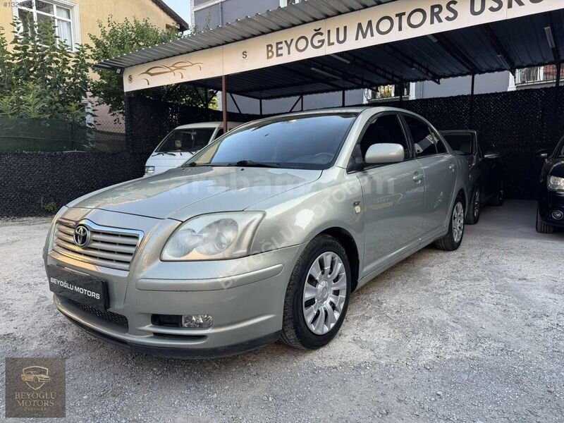 Galeriden Toyota Avensis 2.0 D-4D Premium 2004 Model İstanbul 216.000 km Şampanya