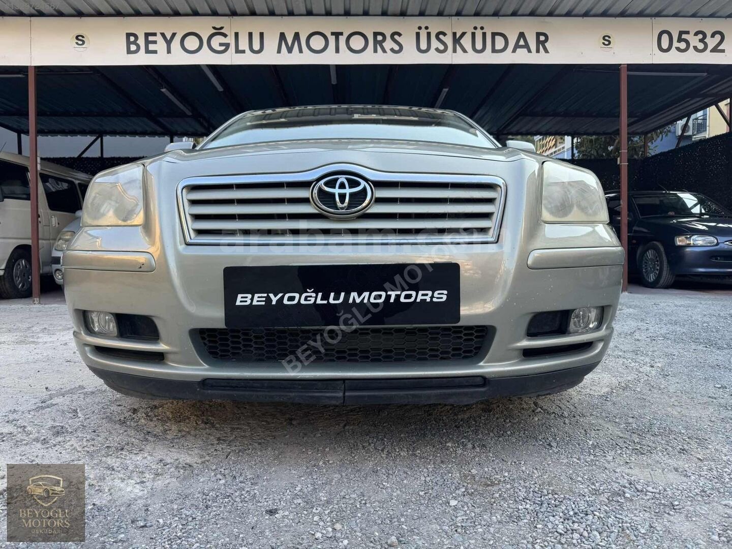 Galeriden Toyota Avensis 2.0 D-4D Premium 2004 Model İstanbul 216.000 km Şampanya 3