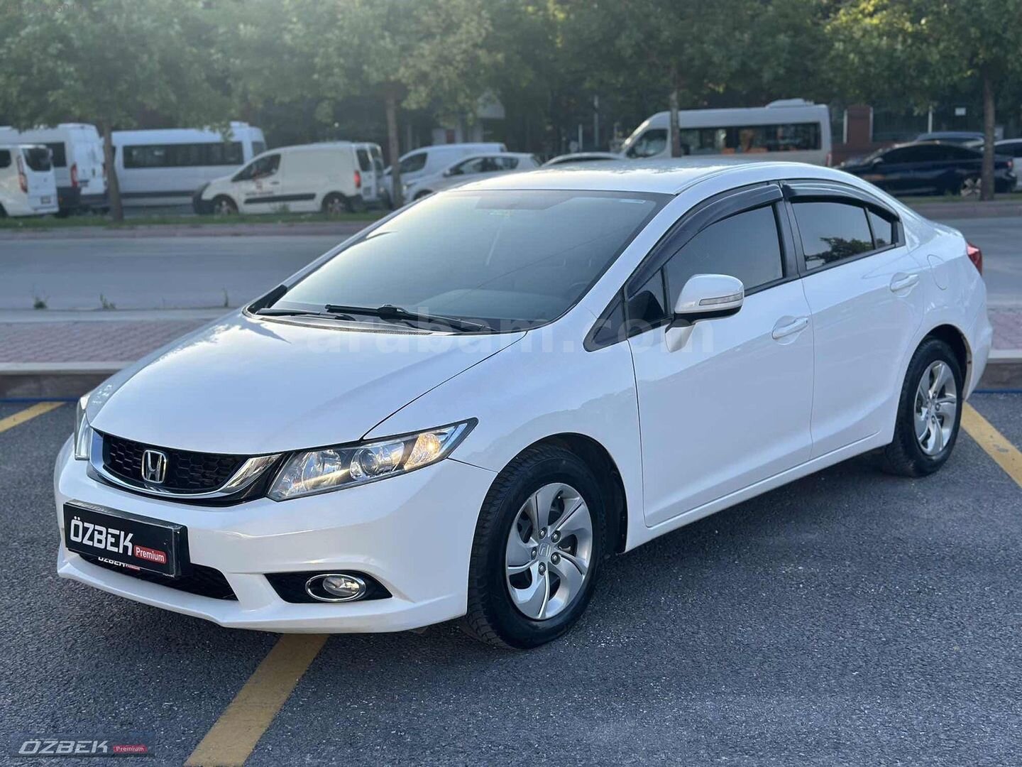 Galeriden Honda Civic 1.6i VTEC Dream 2016 Model Konya 142.000 km Beyaz 2