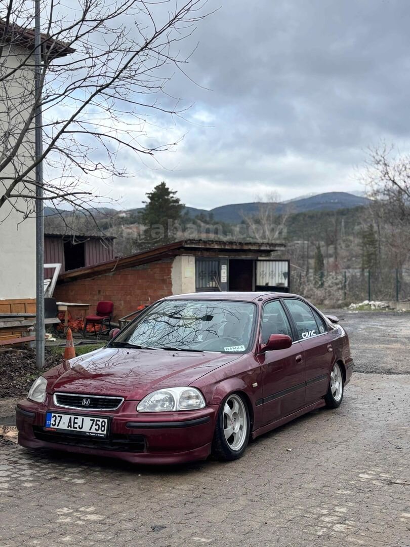 Sahibinden Honda Civic 1.6 i ES 1997 Model Aydın 299.250 km Bordo 1