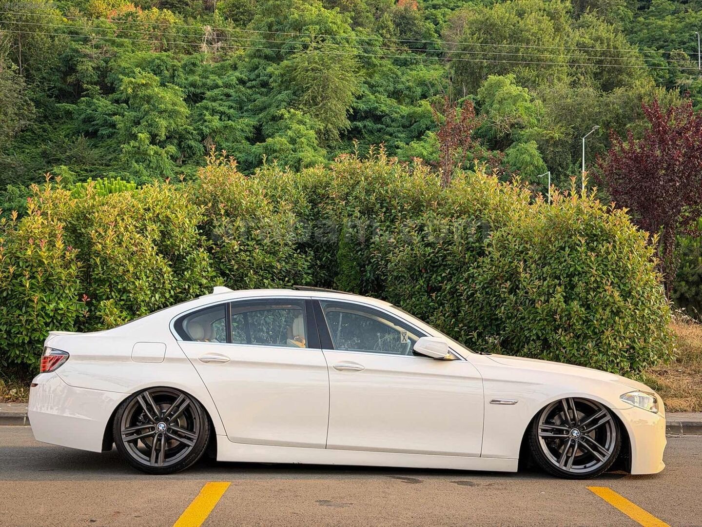 Galeriden BMW 5 Serisi 520d M Sport 2012 Model Trabzon 313.000 km Beyaz 7