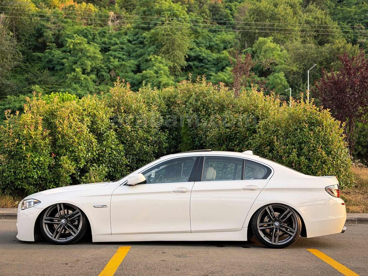 Galeriden BMW 5 Serisi 520d M Sport 2012 Model Trabzon 313.000 km Beyaz 3