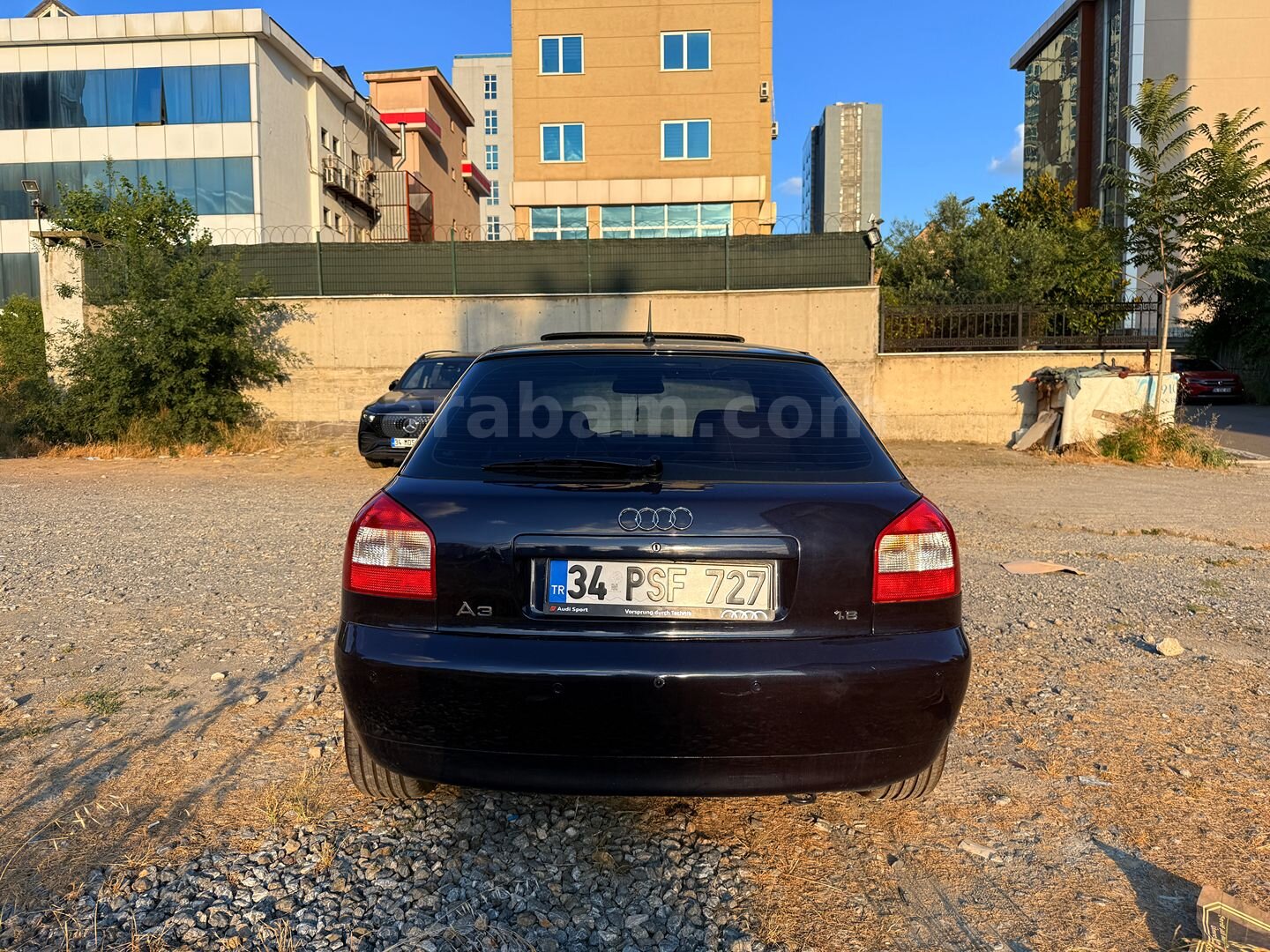 Sahibinden Audi A3 Sportback 1.6 Ambition 2002 Model İstanbul 248.000 km Lacivert 4