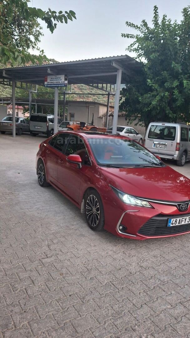 Sahibinden Toyota Corolla 1.5 Flame X-Pack 2021 Model Muğla 74.000 km Kırmızı 6