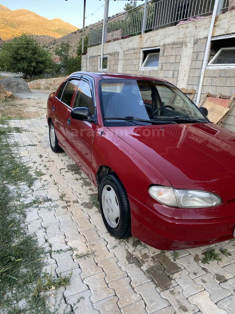 Sahibinden Hyundai Accent 1.3 LS 1997 Model Malatya 267.000 km Kahverengi 3
