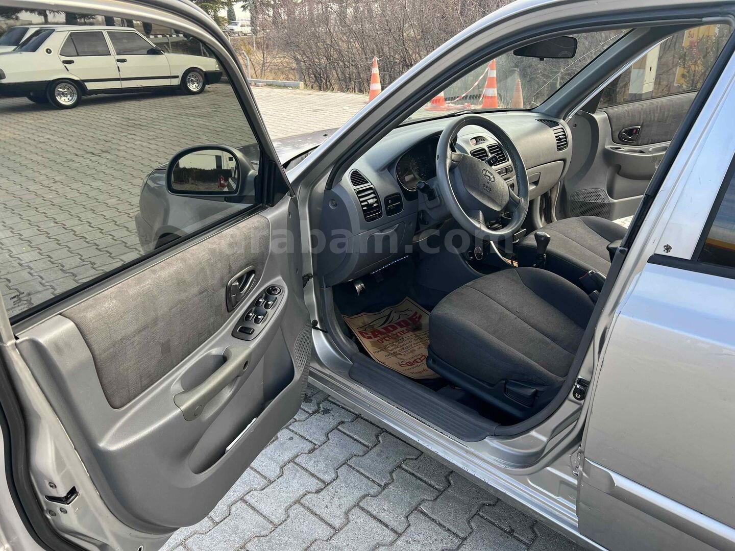 Sahibinden Hyundai Accent 1.5 CRDi Admire 2004 Model Konya 220.000 km Gri (Gümüş) 7