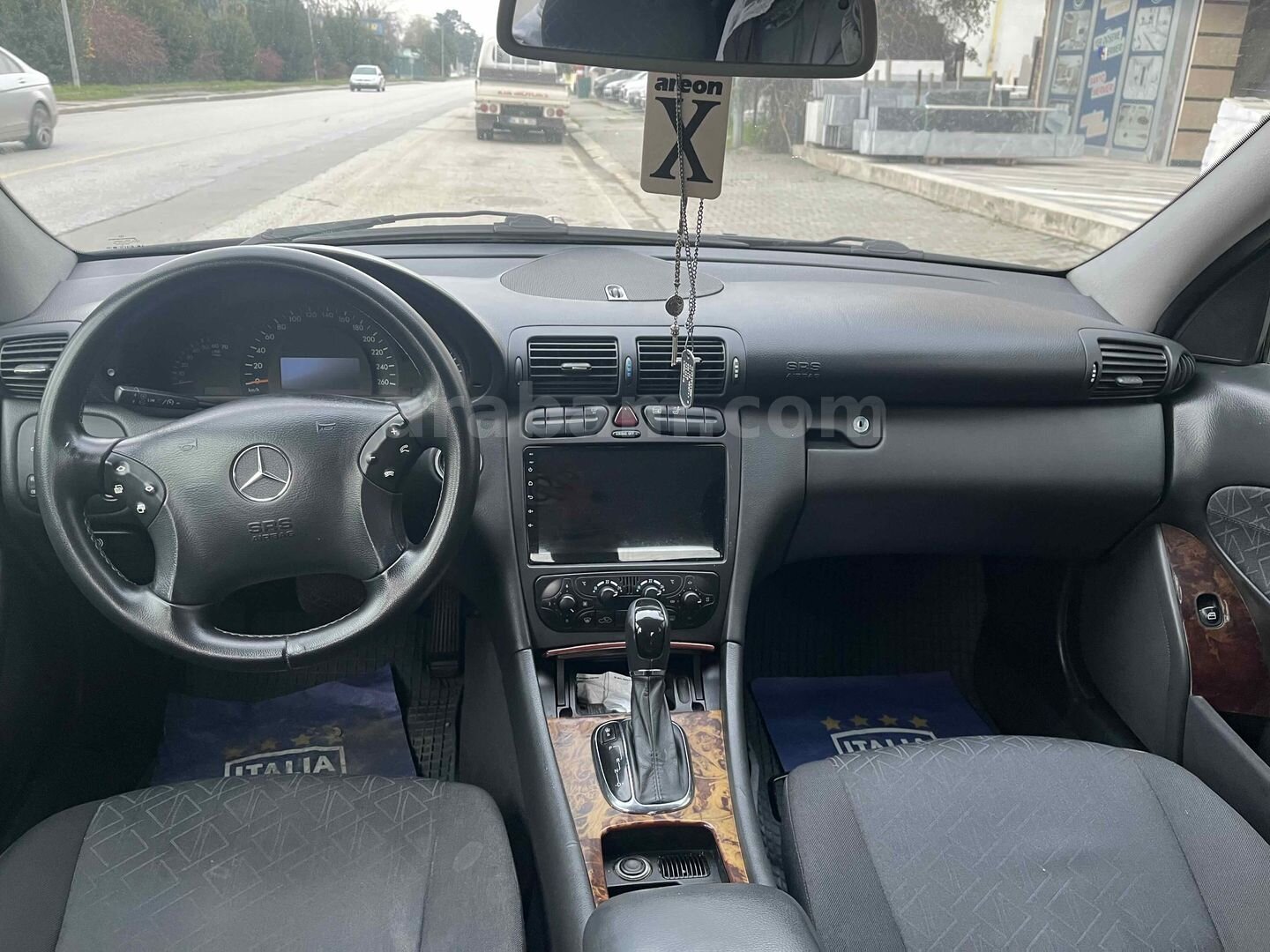 Sahibinden Mercedes - Benz C 200 Kompressor Avantgarde 2000 Model Sakarya 540.000 km Gri (metalik) 3