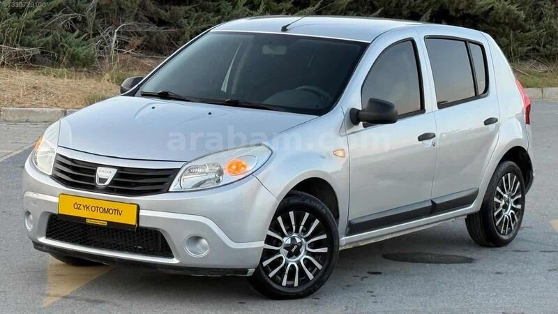 Galeriden Dacia Sandero 1.4 Ambiance 2010 Model Adana 76.000 km Gri