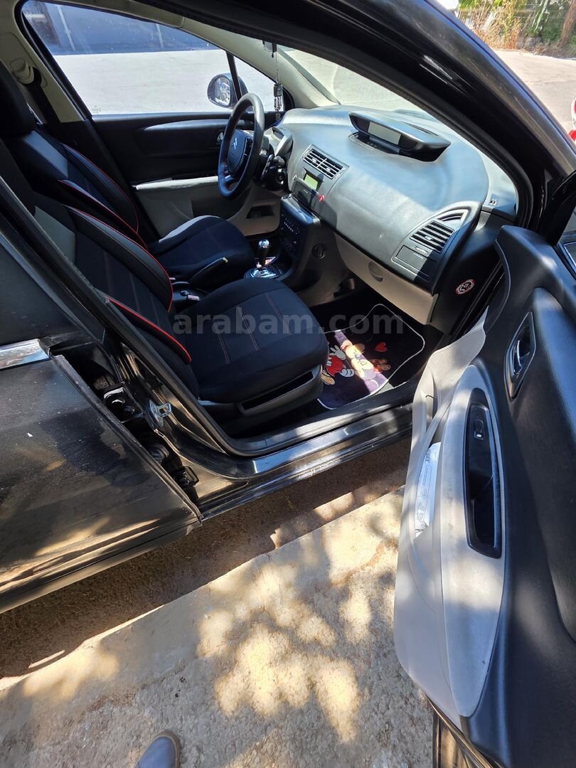 Sahibinden Citroen C4 1.6 HDi SX 2007 Model İzmir 344.000 km Siyah 3