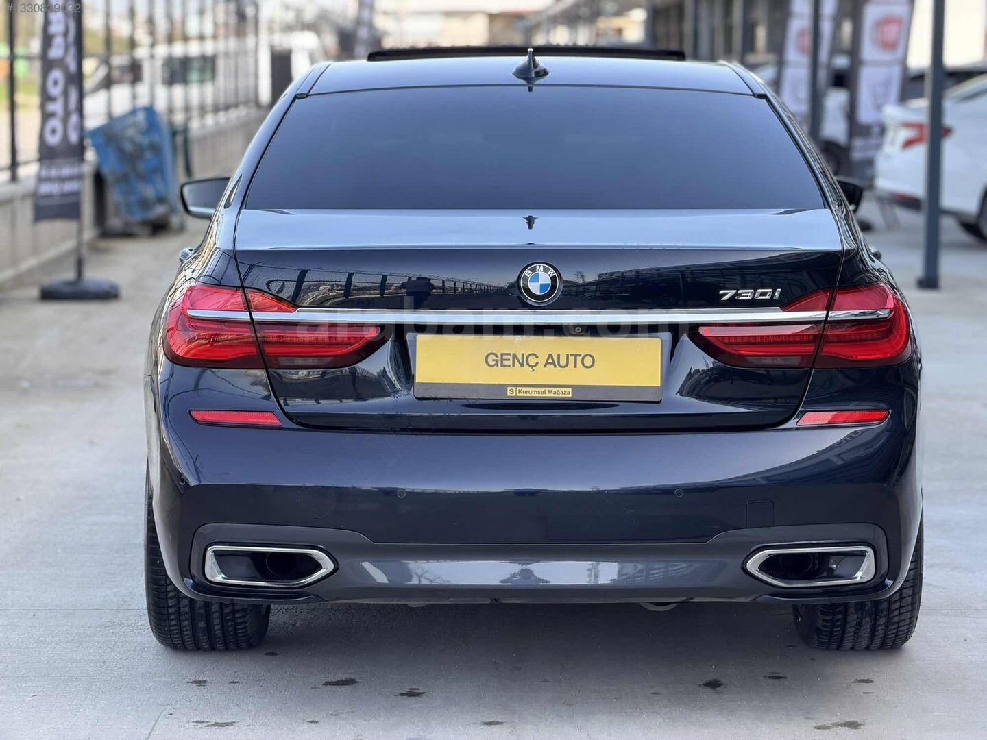 Galeriden BMW 7 Serisi 730i M Sport 2016 Model Adana 215.000 km Siyah 7
