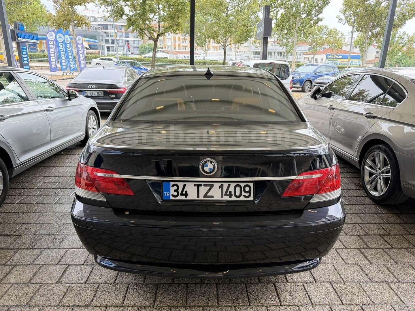 Galeriden BMW 7 Serisi 735i Long 2005 Model Bursa 360.000 km Lacivert 5
