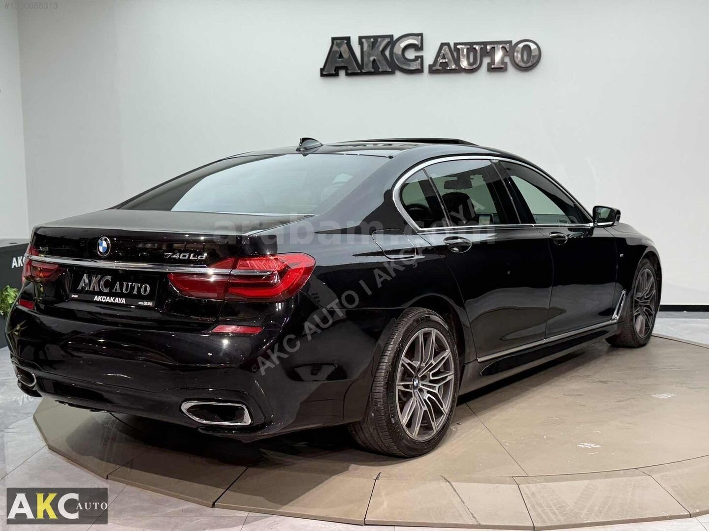 Galeriden BMW 7 Serisi 730d xDrive Long M Sport 2015 Model İzmir 199.000 km Siyah 5