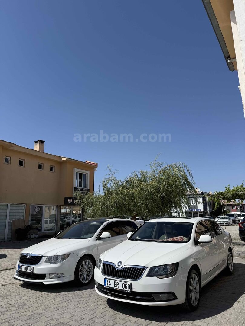 Galeriden Skoda SuperB 1.6 TDI Prestige 2014 Model Van 295.000 km Beyaz 4