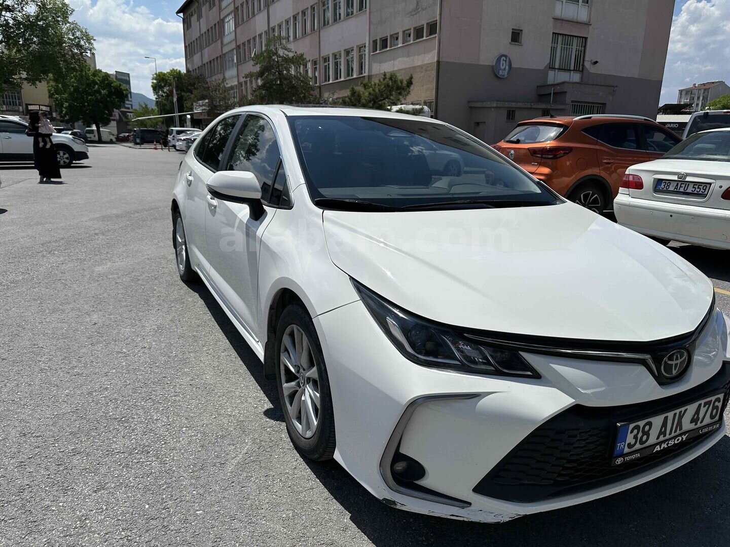 Sahibinden Toyota Corolla 1.5 Dream X-Pack 2023 Model Kayseri 49.950 km Beyaz 7